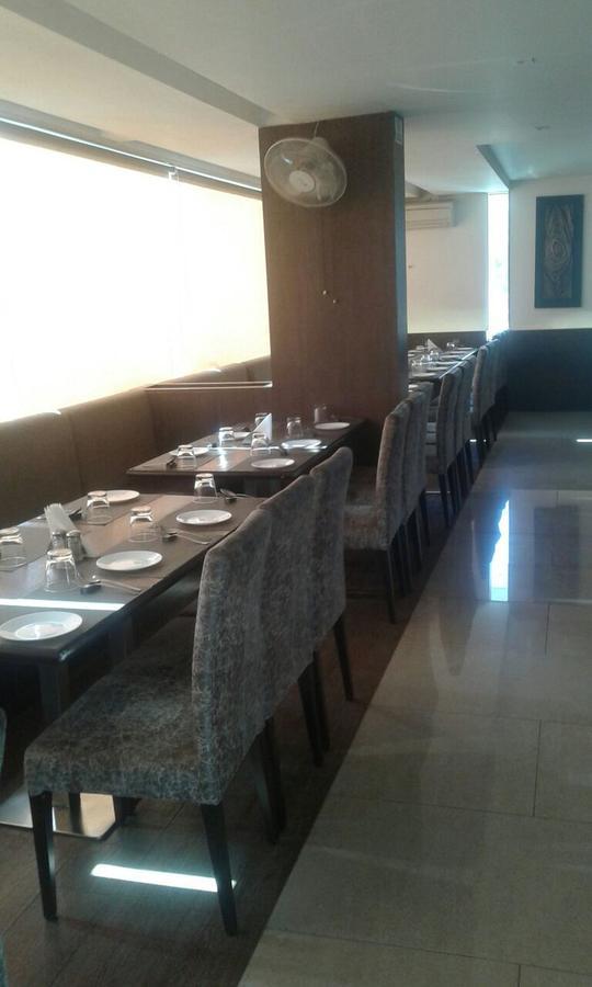 Sai Saya-Nashik Road Hotell Exteriör bild